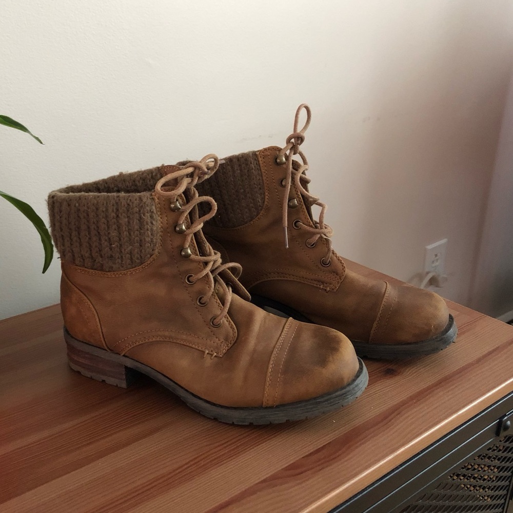 Call it Spring Booties - Picture 2 of 3
